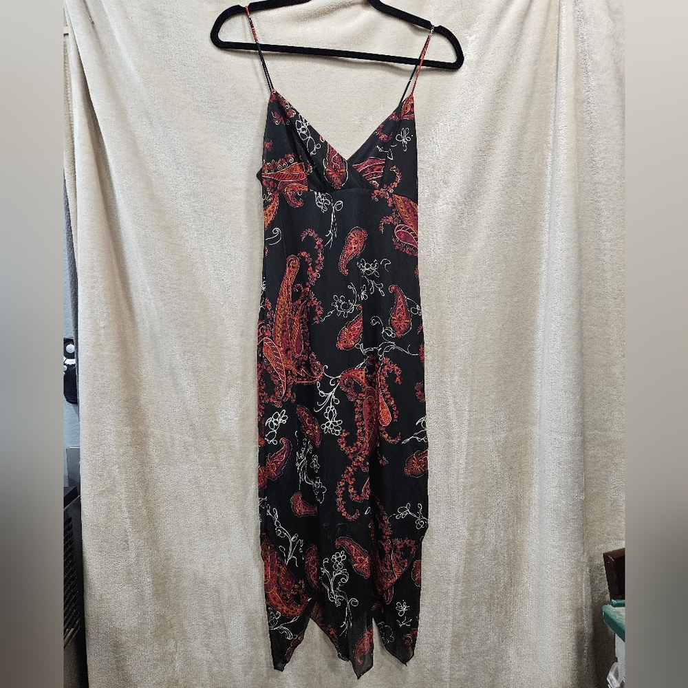 *SALE* 🪅 Long Paisley Spaghetti Strap Black Market Dress Size Small 🪅